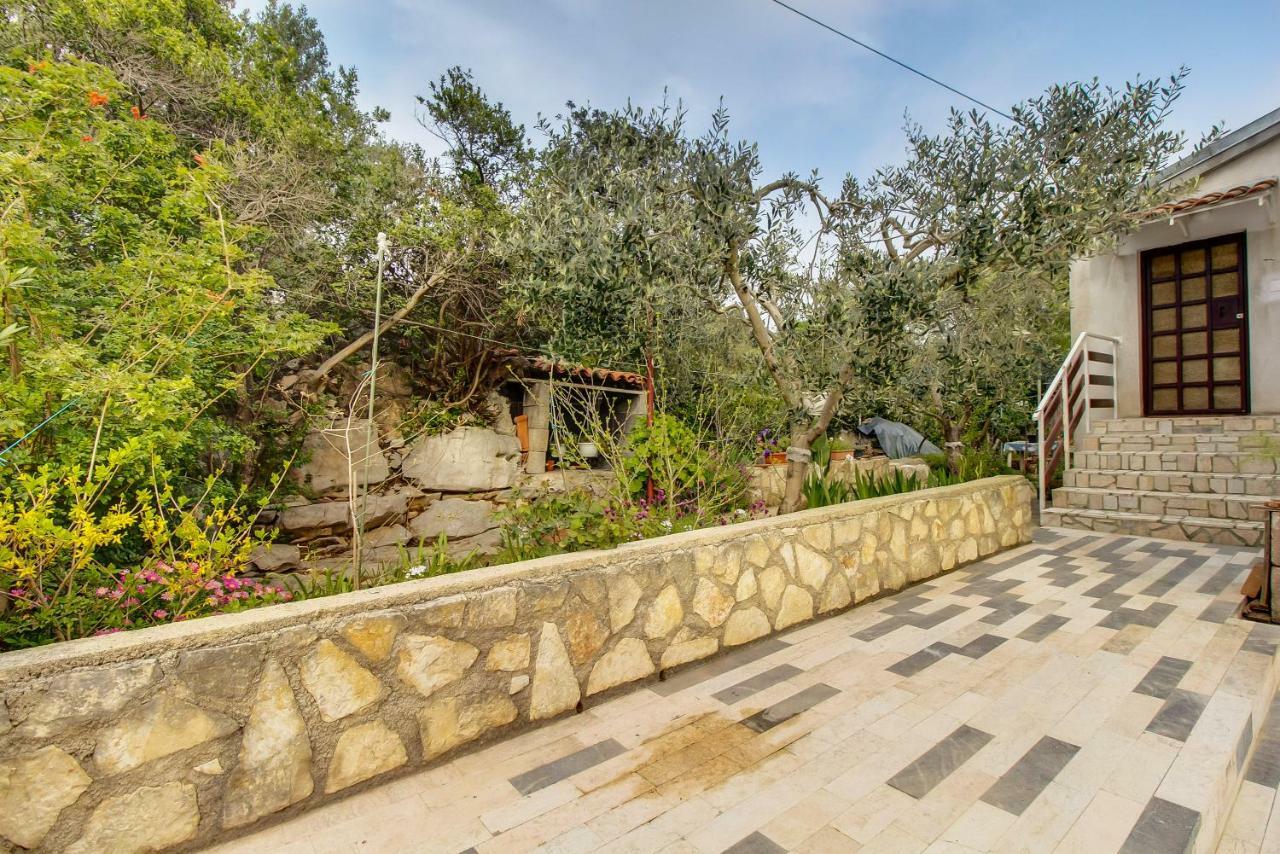 Apartments Mirella Малий Лошинь Екстер'єр фото