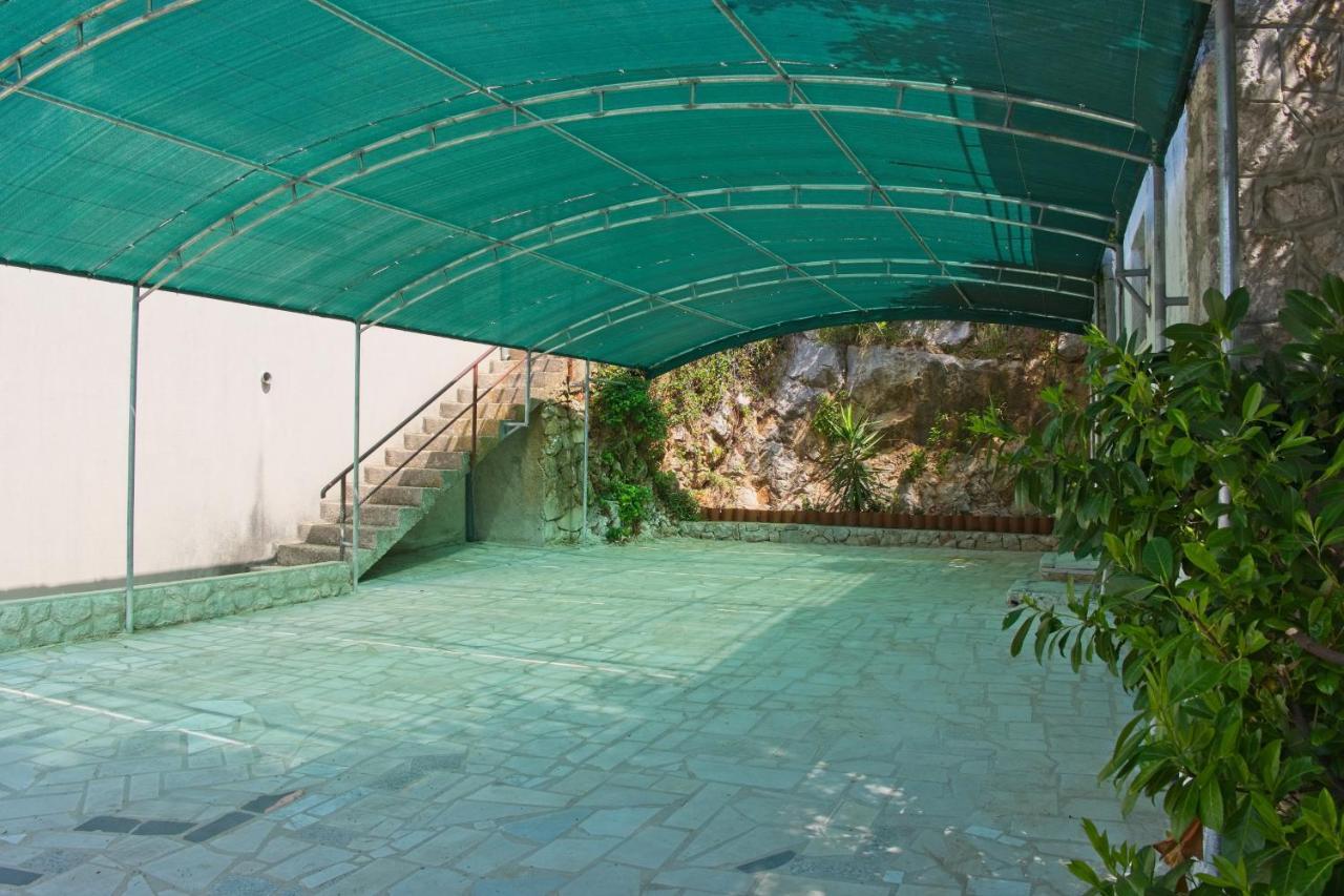 Apartments Mirella Малий Лошинь Екстер'єр фото
